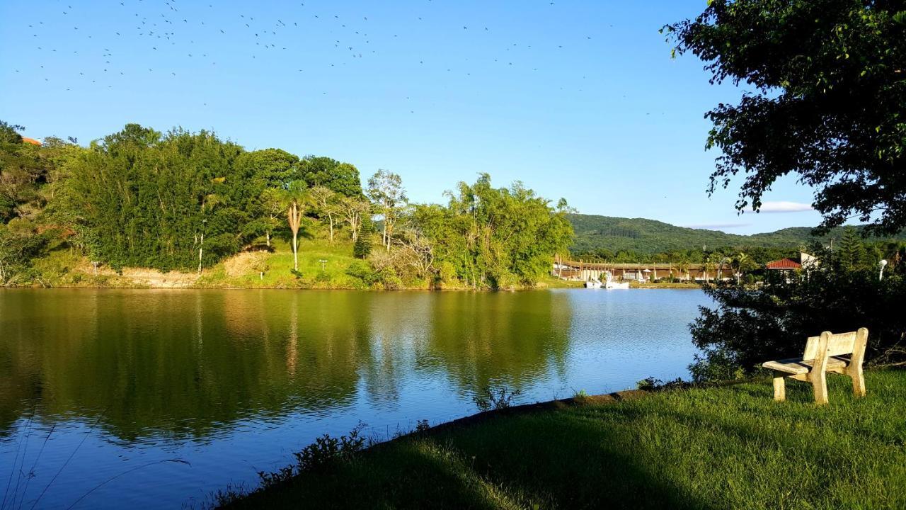 בומבינאס Ilha Da Gale Tourist Hotel Fazenda De Bombas מראה חיצוני תמונה